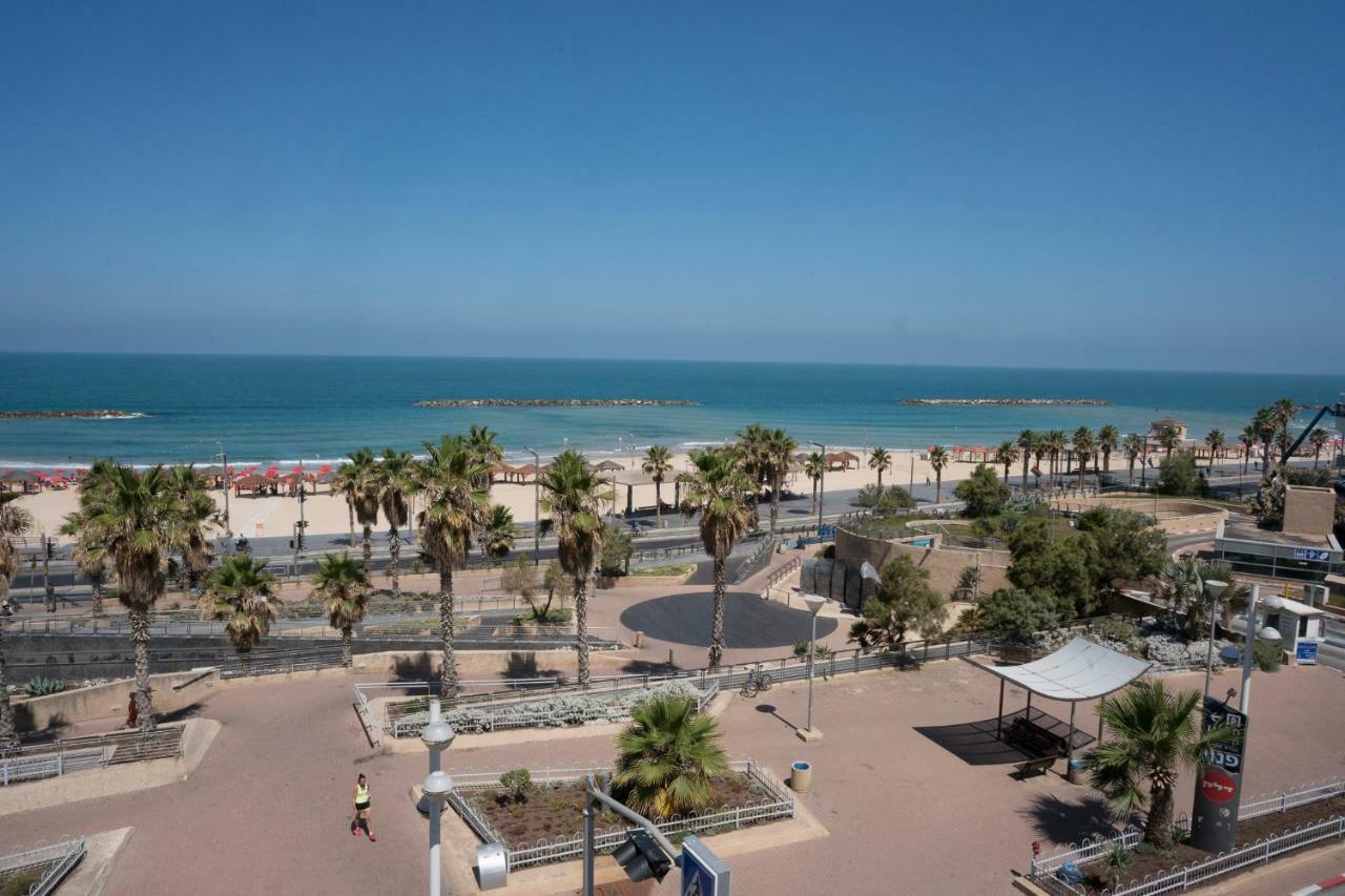 Olive Baywatch Hotel Tel Aviv Exterior photo